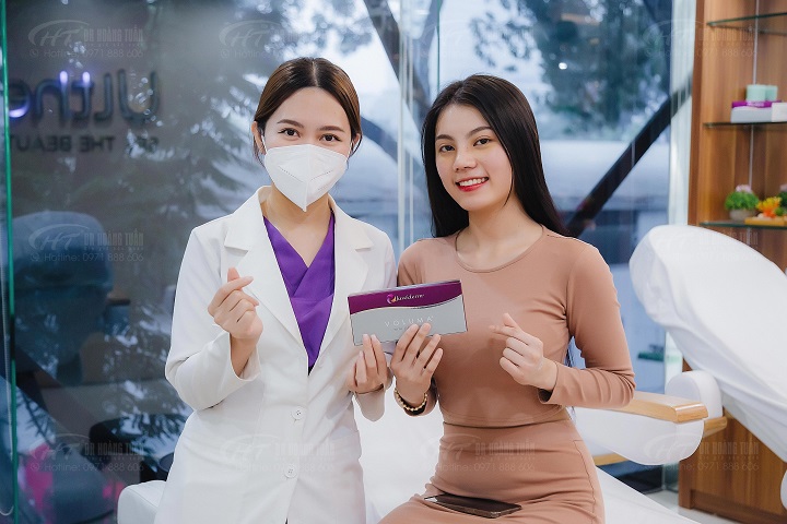 Quá trình làm đẹp rất nhẹ nhàng, hết buổi là đã cười rạng rỡ như vậy rồi đấy!